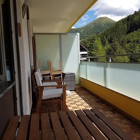 Mateja Apartamento Innerkrems